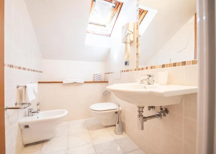 Florence 圣贝内代托-德尔特龙托